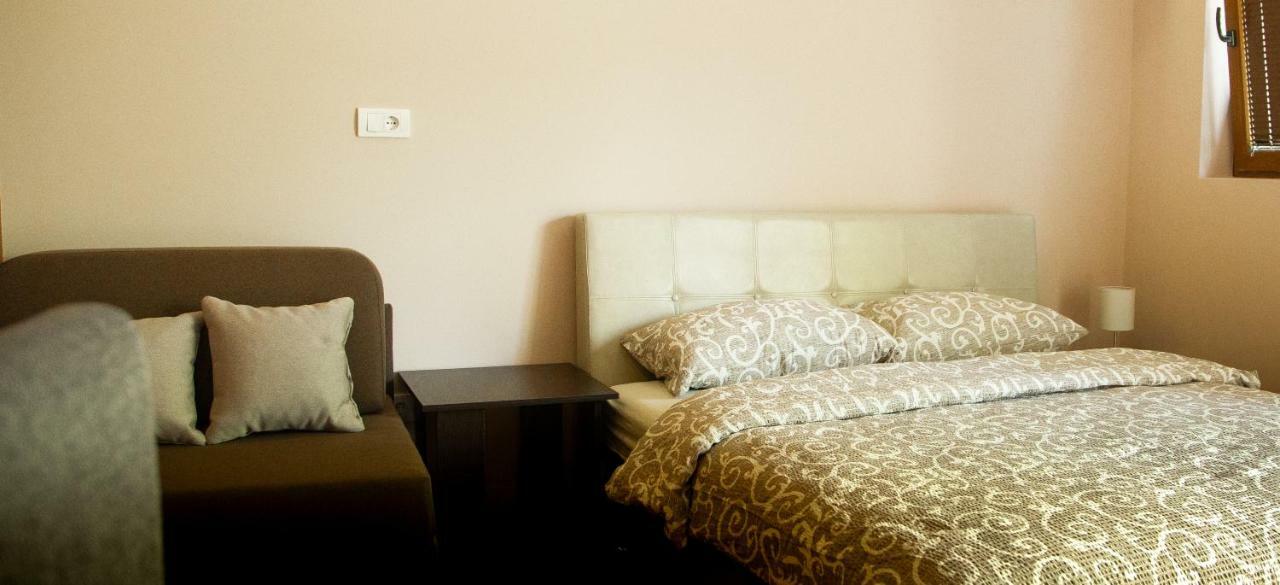 Veliko Gradište Apartmani Borova 2 מראה חיצוני תמונה